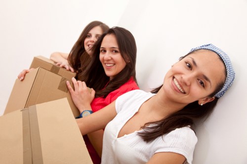 Flexible storage space in Brixton for everyday needs